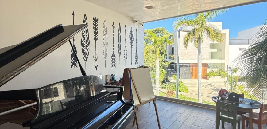 Casa amueblada en venta en Laguna 1, Puerto Cancún