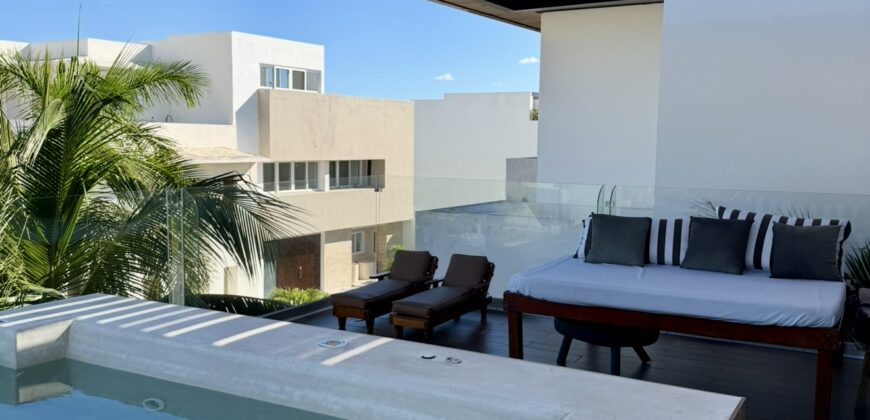 Casa amueblada en venta en Laguna 1, Puerto Cancún