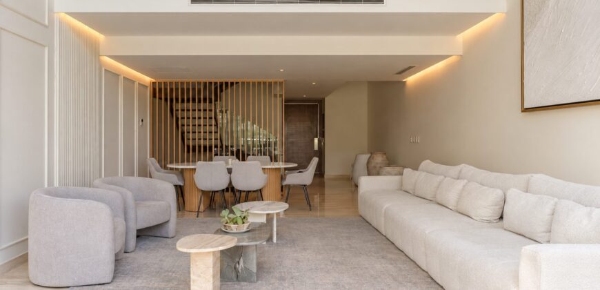Casa en venta en Marina Canal Homes, Puerto Cancún, frente al canal