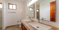 Casa en venta en Residencial Arbolada Cancún, Tulipanes