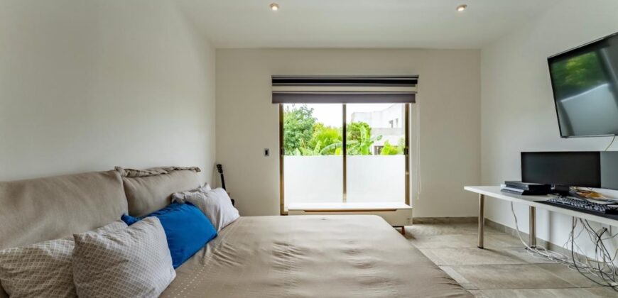 Casa en venta en Residencial Arbolada Cancún, Tulipanes