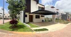 Casa en venta en Residencial Río, Cancún