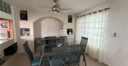 Casa en venta en Supermanzana 50, Cancún con alberca privada