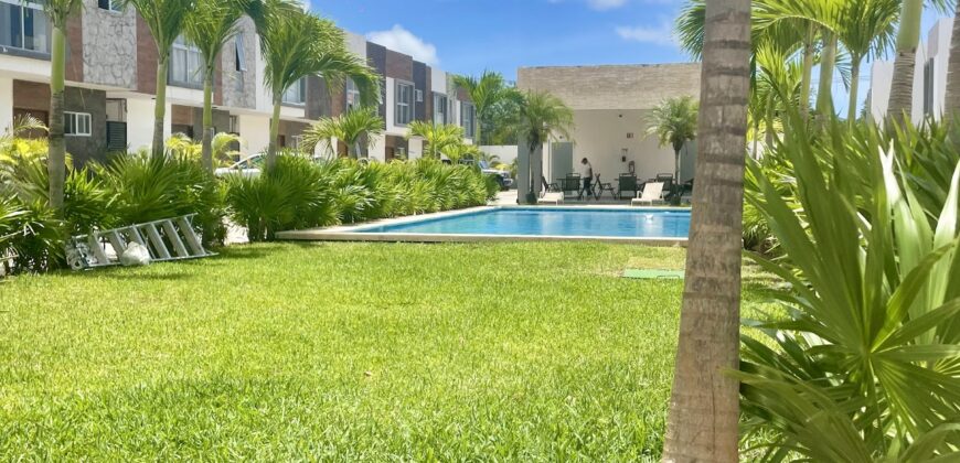 Departamento 604 en venta en Artika, Cancún, tres recámaras