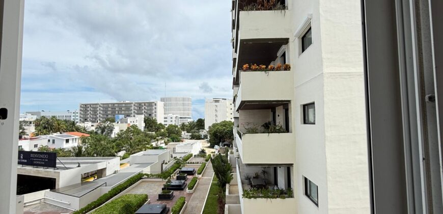 Departamento amueblado en venta en La Cúspide, Cancún