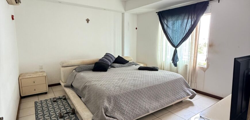 Departamento amueblado en venta en La Cúspide, Cancún