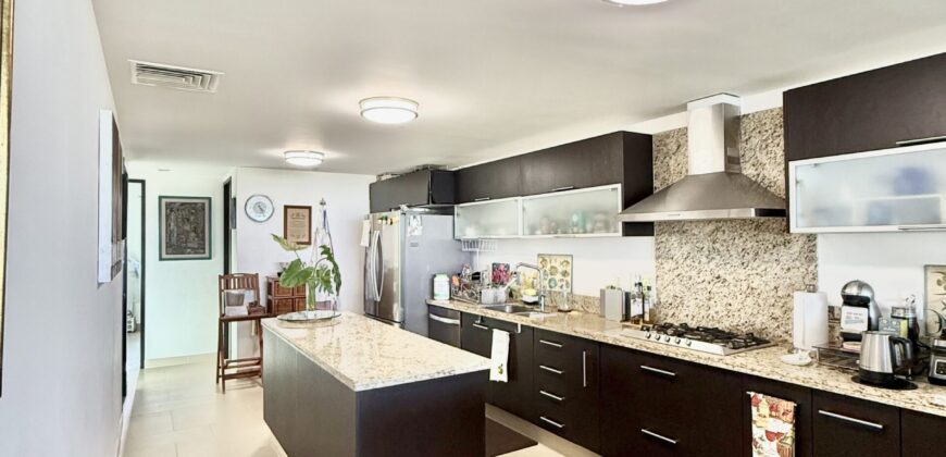 Departamento en venta en Be Towers, Puerto Cancún, piso 12