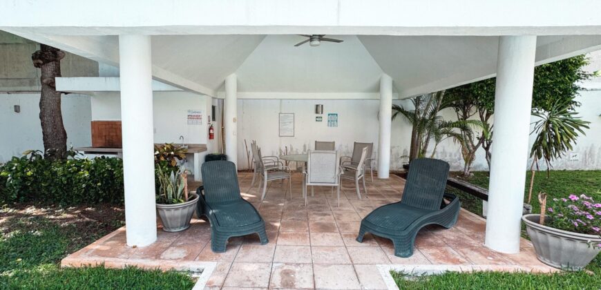 Penthouse amueblado en venta en Residencial Campestre, Cancún
