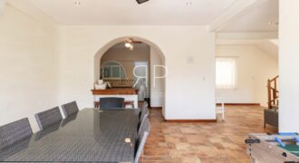 Casa de cinco recámaras en venta cerca del mar en Playa del Carmen