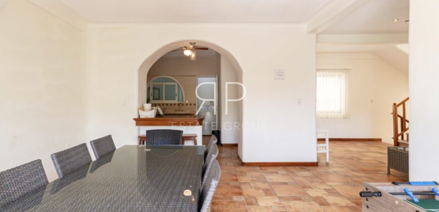 Casa de cinco recámaras en venta cerca del mar en Playa del Carmen