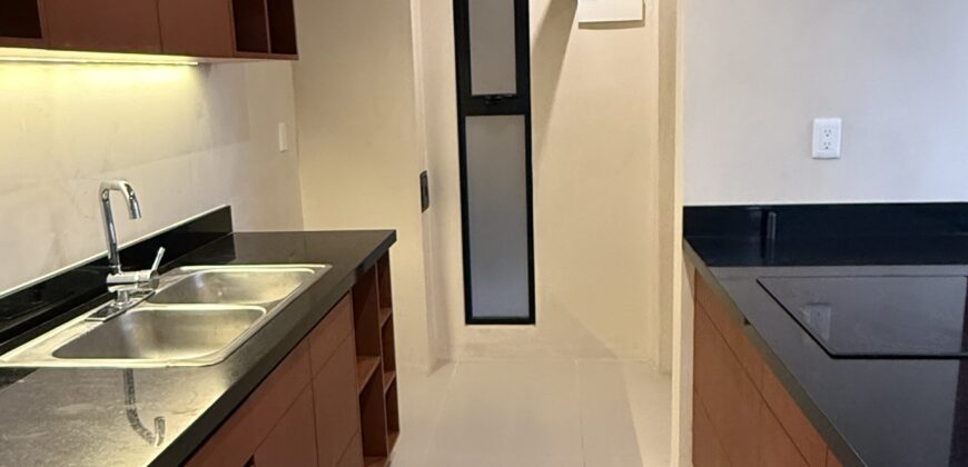 Departamento semiamueblado en venta en Residencial Arbolada, Cancún
