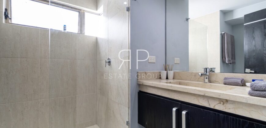 Departamento en venta en Acacia Condos, Riviera Maya, de 150 m²
