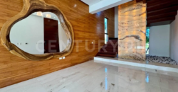 Casa en venta en Los Canales de Puerto Cancún con muelle privado