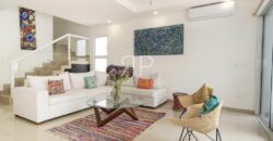 Casa con paneles solares en venta en Residencial Cumbres, Cancún