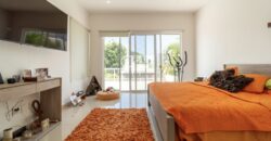 Casa con paneles solares en venta en Residencial Cumbres, Cancún