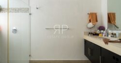 Casa con paneles solares en venta en Residencial Cumbres, Cancún