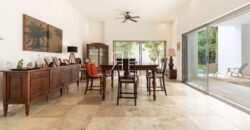 Casa con terreno de 1,000 m² en venta en Colonia Doctores, Cancún