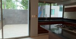 Casa de cinco recámaras en venta en Monte Everest, Residencial Cumbres