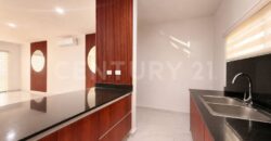 Casa con paneles solares en La Rioja Residencial, Cancún – $4,595,000 MXN