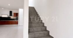 Casa con paneles solares en La Rioja Residencial, Cancún – $4,595,000 MXN