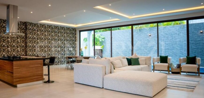 Casa frente a parque en Supermanzana 12, Cancún – $8,900,000 MXN