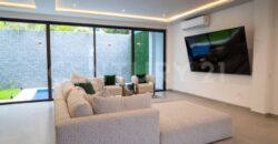 Casa frente a parque en Supermanzana 12, Cancún – $8,900,000 MXN