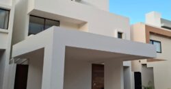 Casa con alberca en Vía Cumbres, Cancún – $9,500,000 MXN