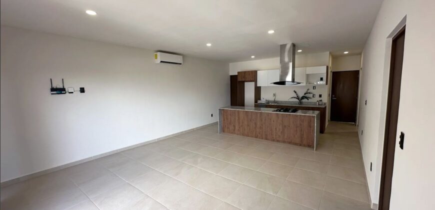 Departamento de 2 recámaras en H Living, avenida Huayacán – $3,200,000 MXN