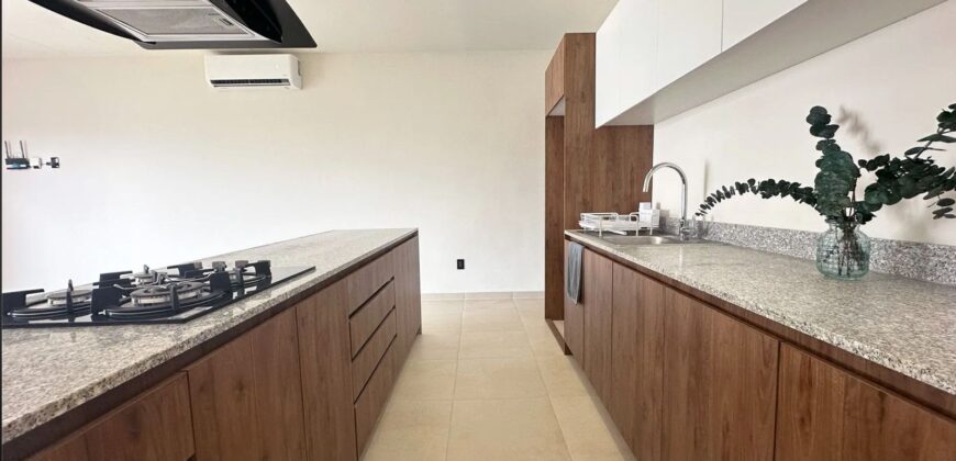 Departamento de 2 recámaras en H Living, avenida Huayacán – $3,200,000 MXN
