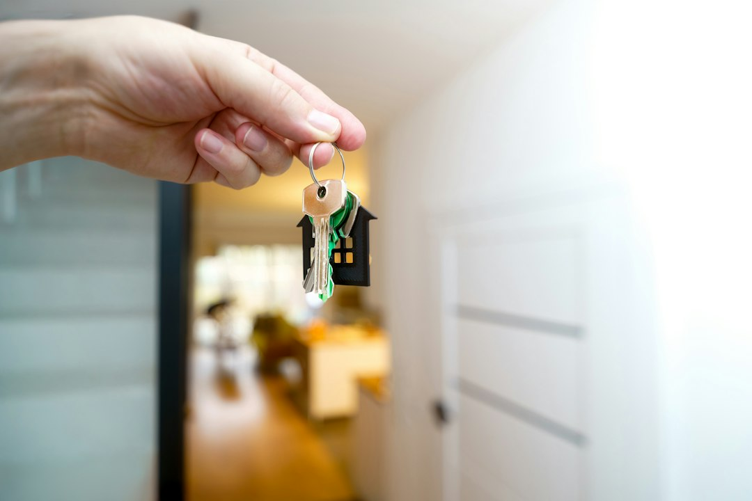 Contrato de compraventa de vivienda en Cancún: qué revisar antes de firmar