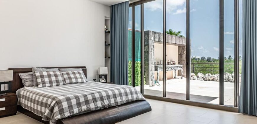 Garden House con terraza en venta en Be Towers, Puerto Cancún