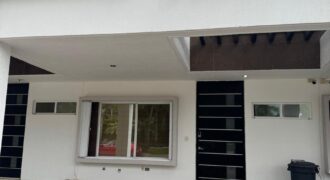 Casa de tres recámaras en Jardines del Sur IV, Cancún