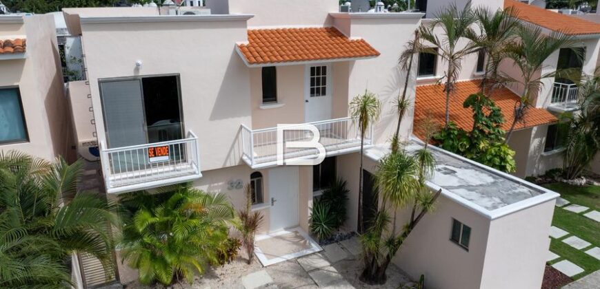 Casa de cuatro recámaras con alberca en La Piedra II, Cancún