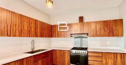 Casa de tres niveles con jacuzzi en Residencial Arbolada, Cancún
