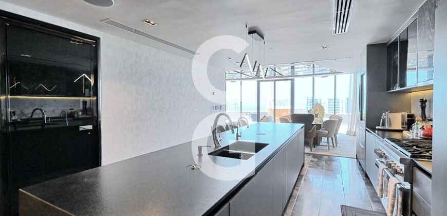 Departamento amueblado en venta en Shark Tower, Puerto Cancún, piso 17