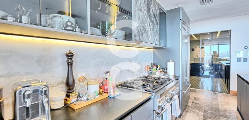 Departamento amueblado en venta en Shark Tower, Puerto Cancún, piso 17