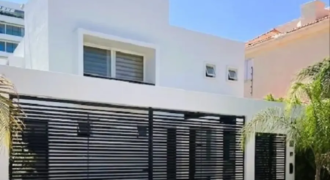 Residencia con alberca en venta en Supermanzana 11, Cancún