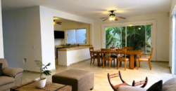 Residencia con alberca en venta en Supermanzana 11, Cancún