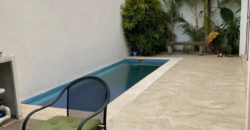Residencia con alberca en venta en Supermanzana 11, Cancún