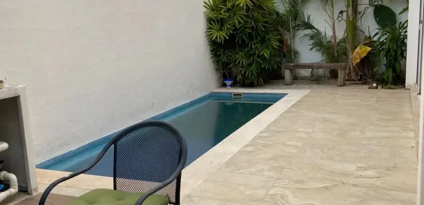 Residencia con alberca en venta en Supermanzana 11, Cancún