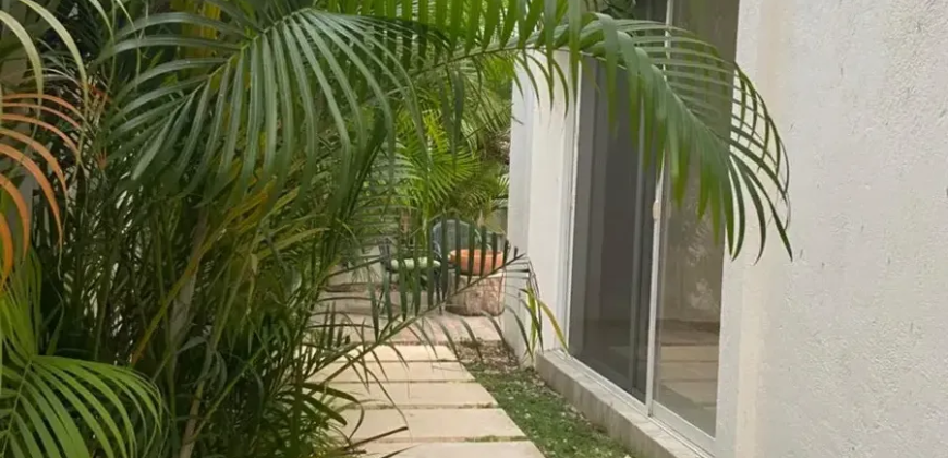 Residencia con alberca en venta en Supermanzana 11, Cancún